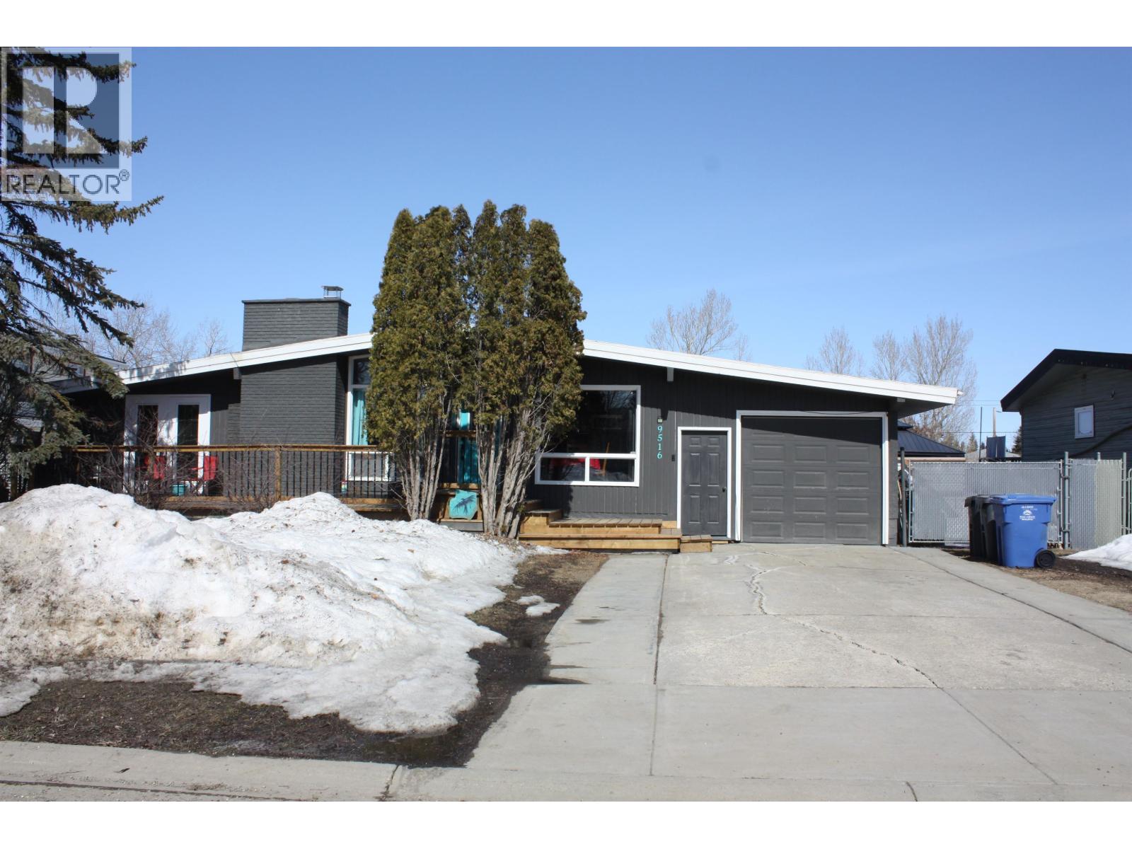 9516 113 Avenue, Fort St. John, British Columbia  V1J 2W9 - Photo 1 - R3113731