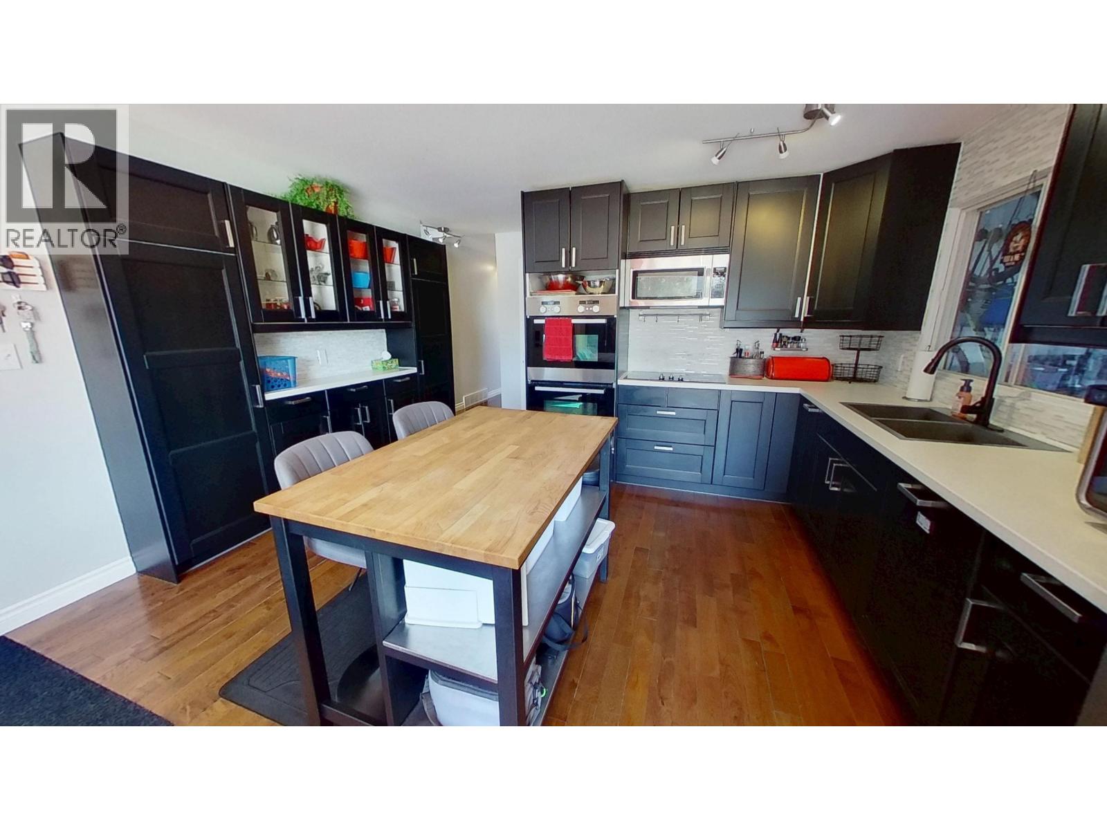 9516 113 Avenue, Fort St. John, British Columbia  V1J 2W9 - Photo 4 - R3113731