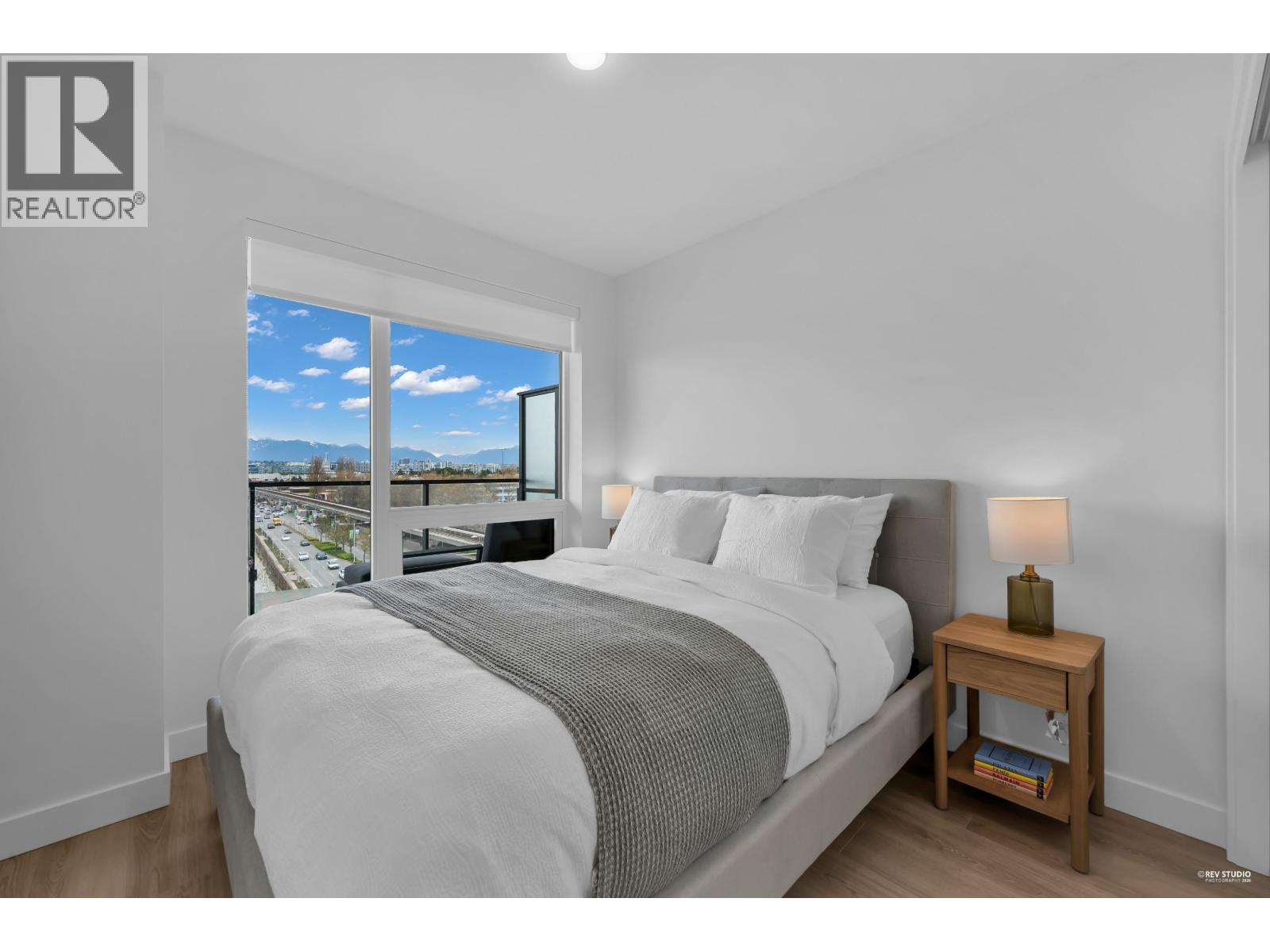 801 5593 No. 3 Road, Richmond, British Columbia  V6X 0X6 - Photo 10 - R3113670