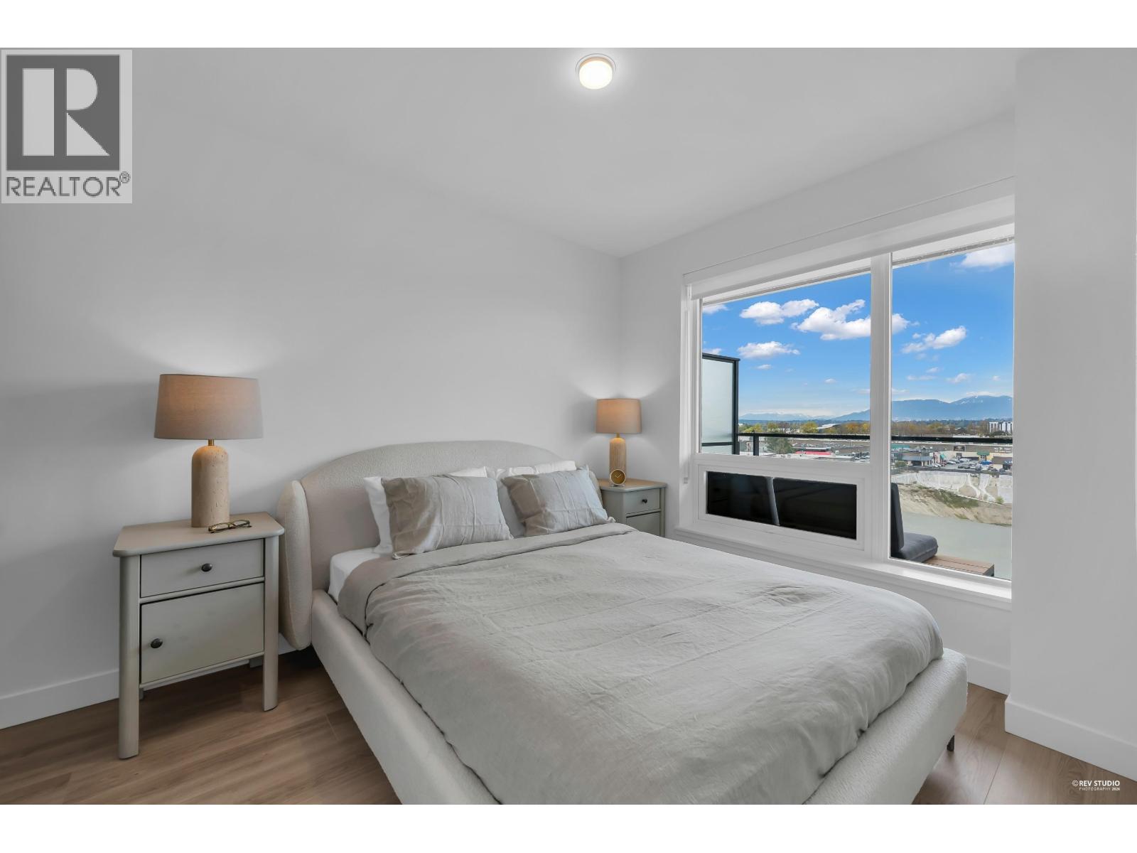 801 5593 No. 3 Road, Richmond, British Columbia  V6X 0X6 - Photo 12 - R3113670