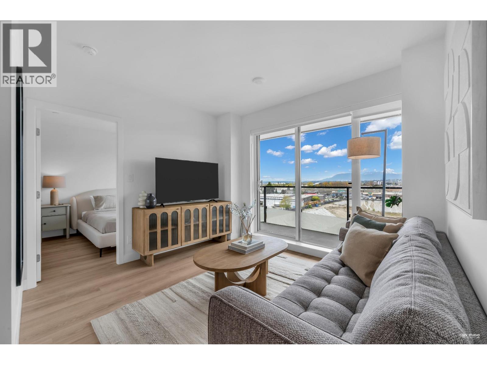 801 5593 No. 3 Road, Richmond, British Columbia  V6X 0X6 - Photo 8 - R3113670