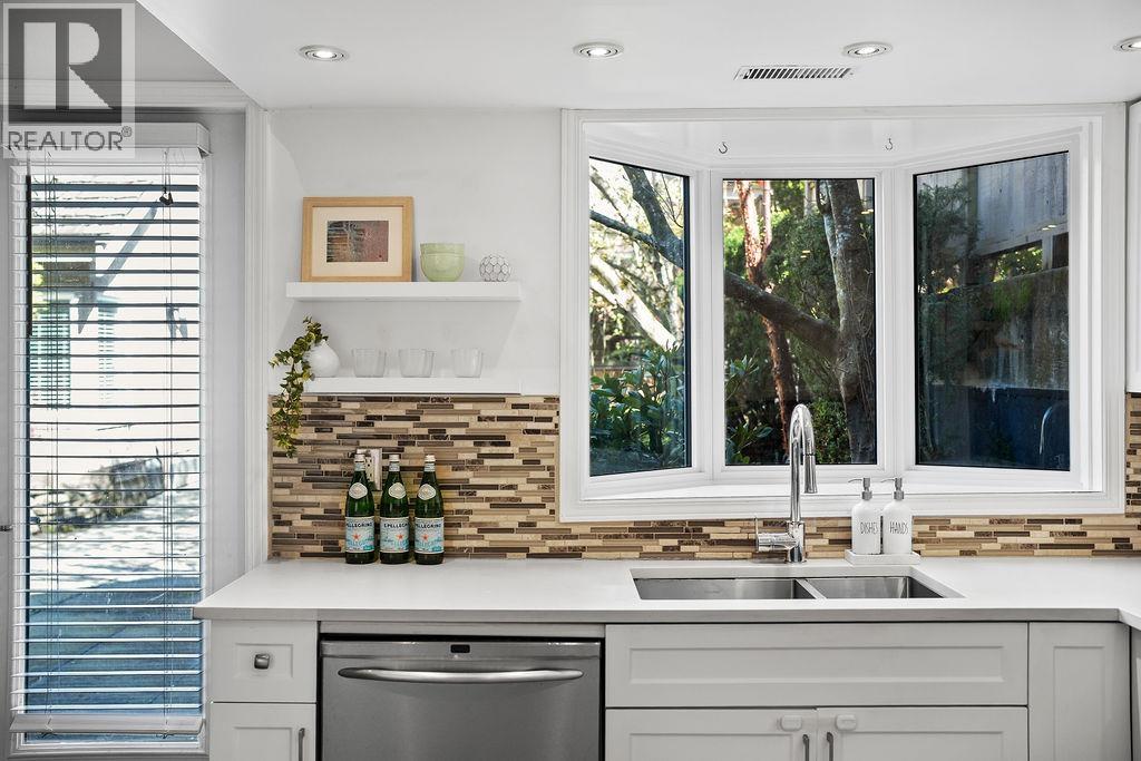 26 230 W 15th Street, North Vancouver, British Columbia  V7M 1S2 - Photo 18 - R3113682