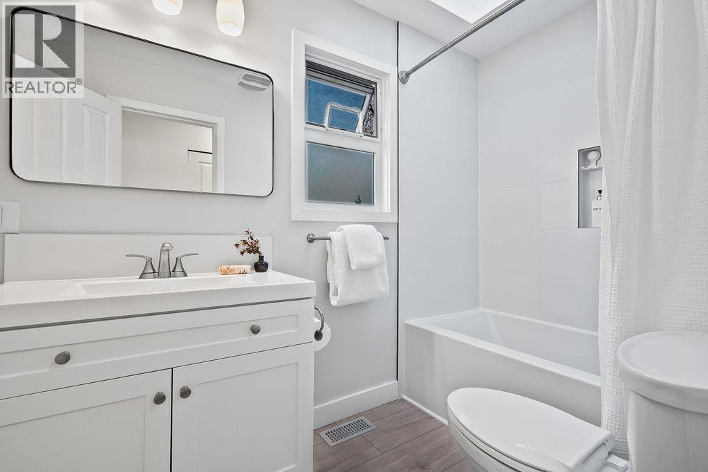 26 230 W 15th Street, North Vancouver, British Columbia  V7M 1S2 - Photo 21 - R3113682