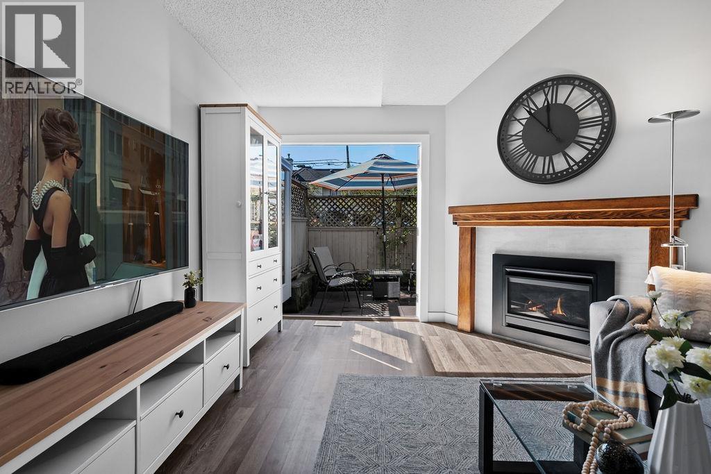 26 230 W 15th Street, North Vancouver, British Columbia  V7M 1S2 - Photo 6 - R3113682