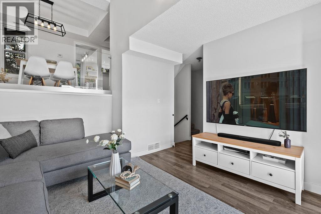 26 230 W 15th Street, North Vancouver, British Columbia  V7M 1S2 - Photo 8 - R3113682