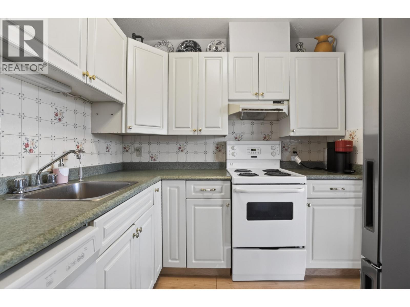 1105 701 W Victoria Park, North Vancouver, British Columbia  V7M 2L2 - Photo 14 - R3113683