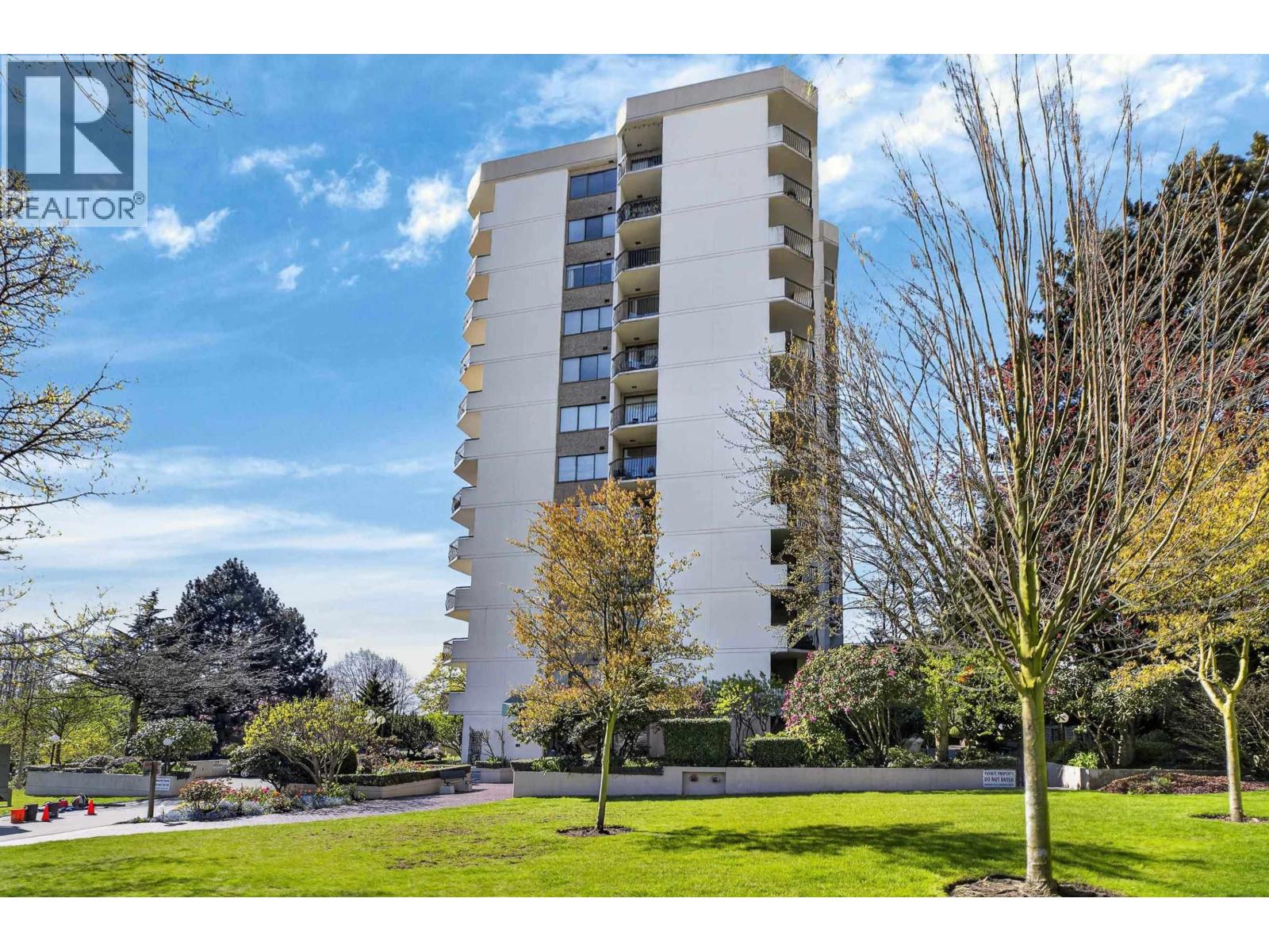 1105 701 W Victoria Park, North Vancouver, British Columbia  V7M 2L2 - Photo 2 - R3113683