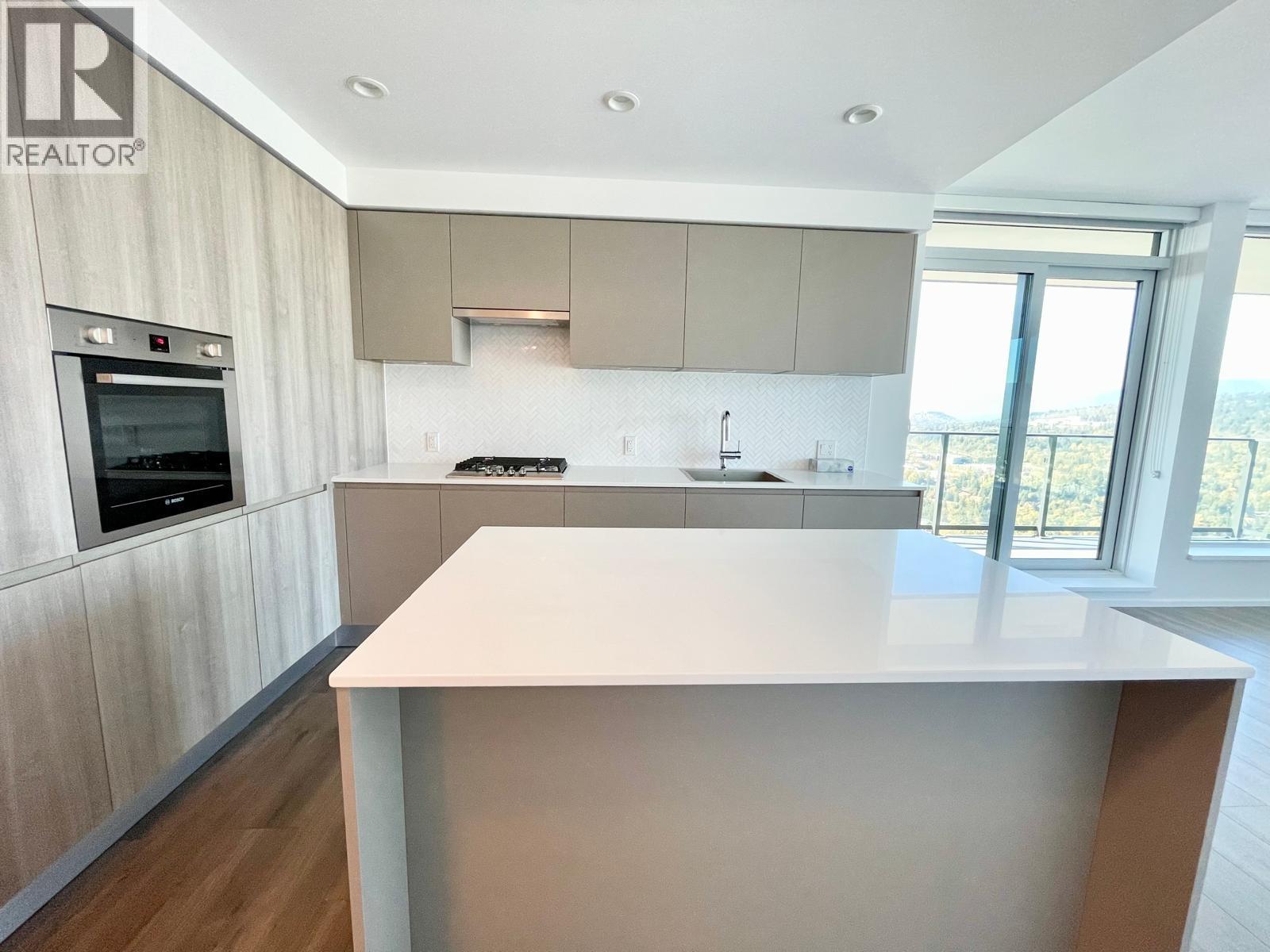 5304 3809 Evergreen Place, Burnaby, British Columbia  V3J 0M1 - Photo 3 - R3113710