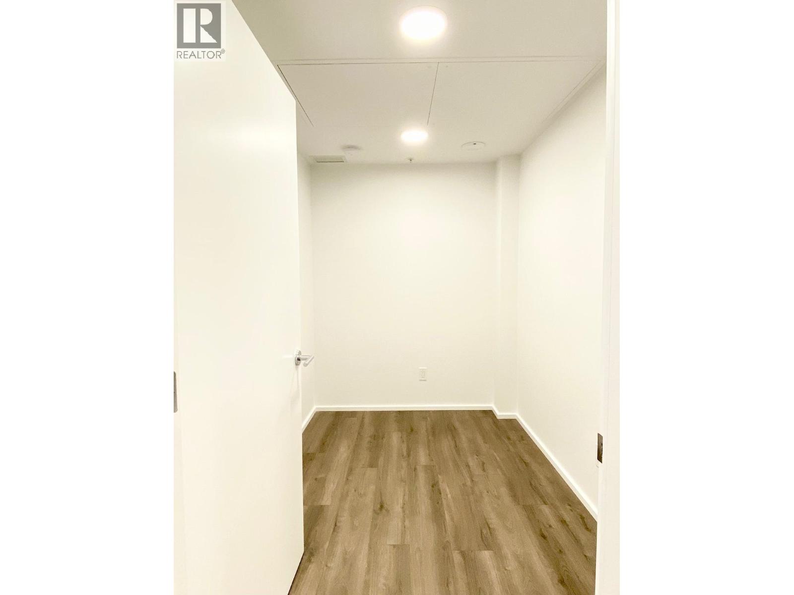 5304 3809 Evergreen Place, Burnaby, British Columbia  V3J 0M1 - Photo 8 - R3113710