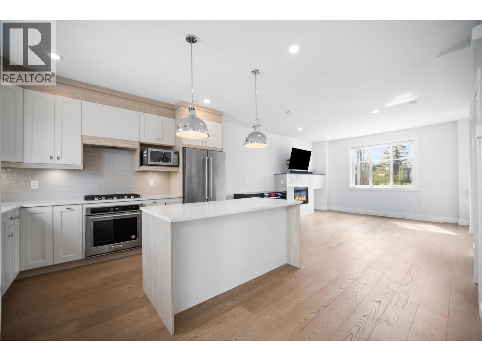 7 5377 8a Avenue, Delta, British Columbia  V4M 0E2 - Photo 2 - R3113740