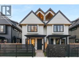 1 4889 MOSS STREET, Vancouver, British Columbia
