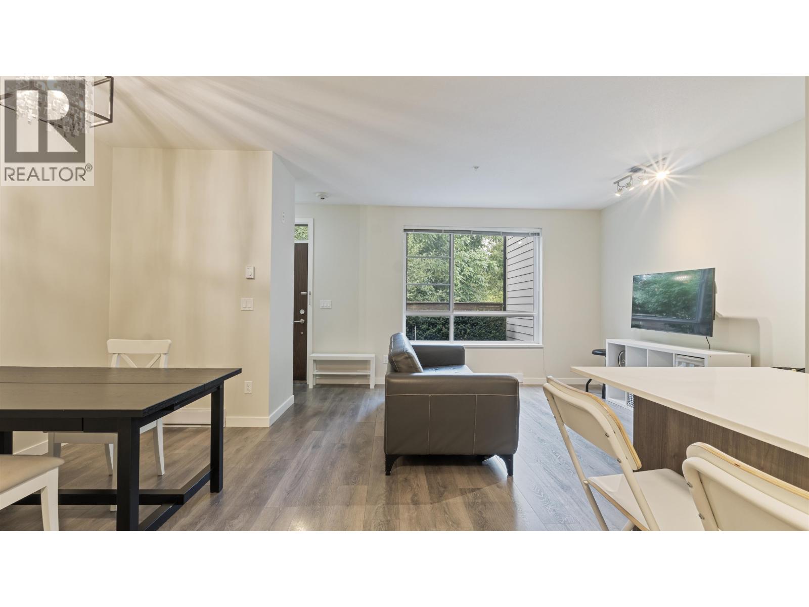 8 3728 Thurston Street, Burnaby, British Columbia  V5H 0E6 - Photo 2 - R3113752