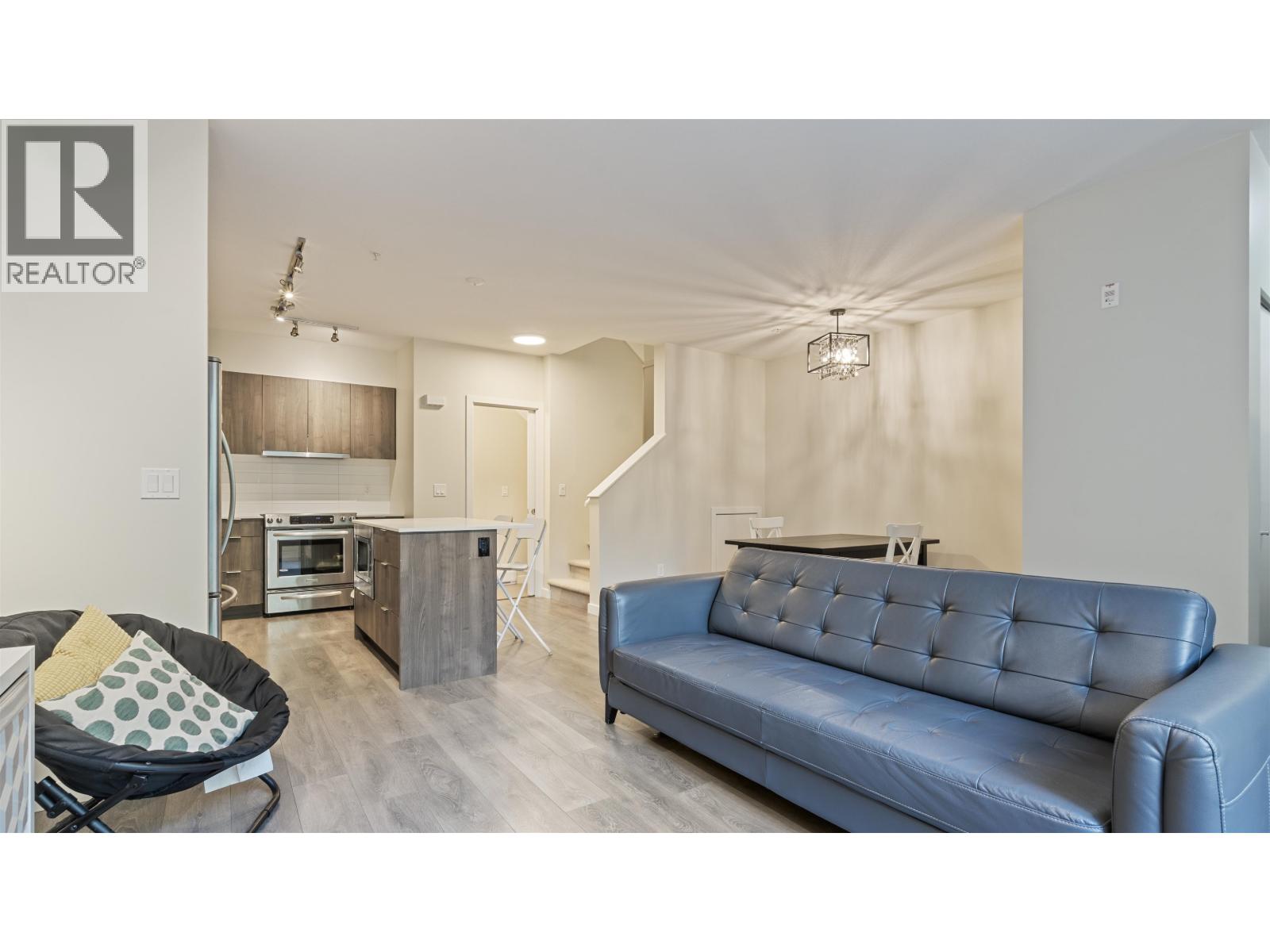 8 3728 Thurston Street, Burnaby, British Columbia  V5H 0E6 - Photo 7 - R3113752