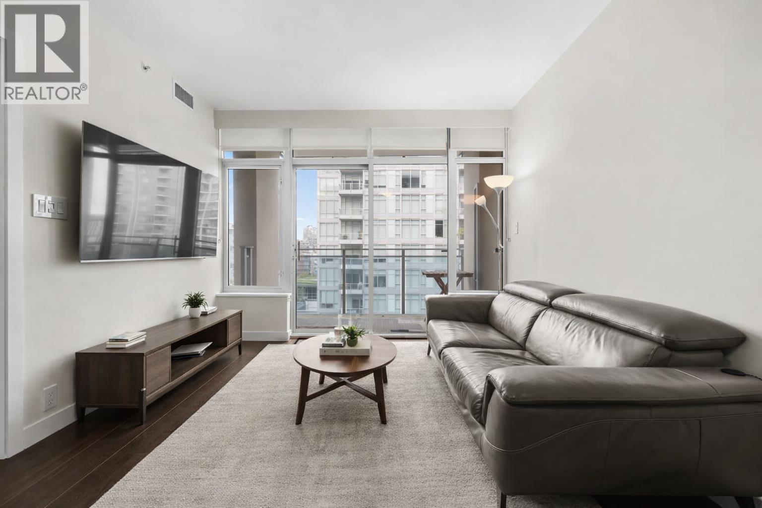 1107 111 E 1st Avenue, Vancouver, British Columbia  V6A 0E9 - Photo 3 - R3113491