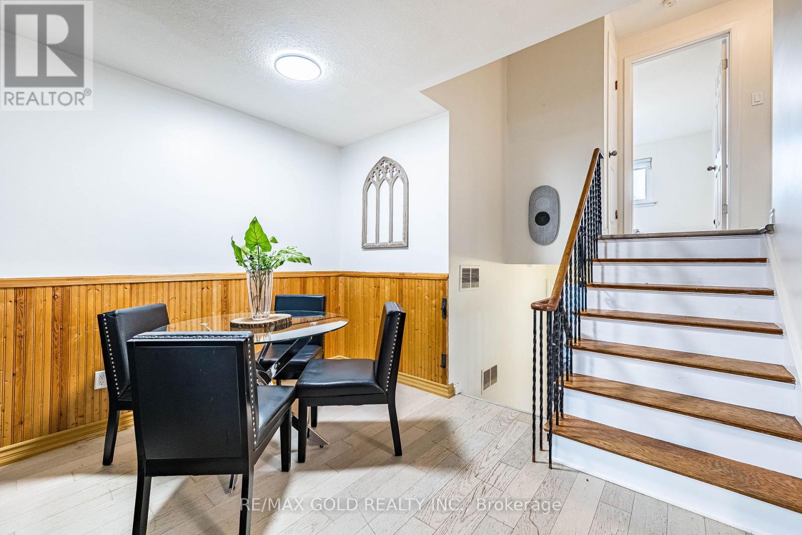 52 Garfield Crescent, Brampton, Ontario  L6V 1V8 - Photo 15 - W13013564