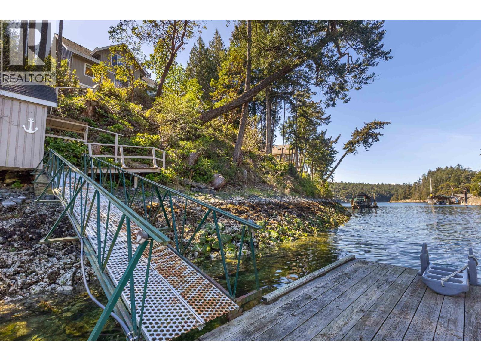 10040 Wescan Road, Halfmoon Bay, British Columbia  V0N 1Y2 - Photo 14 - R3113520