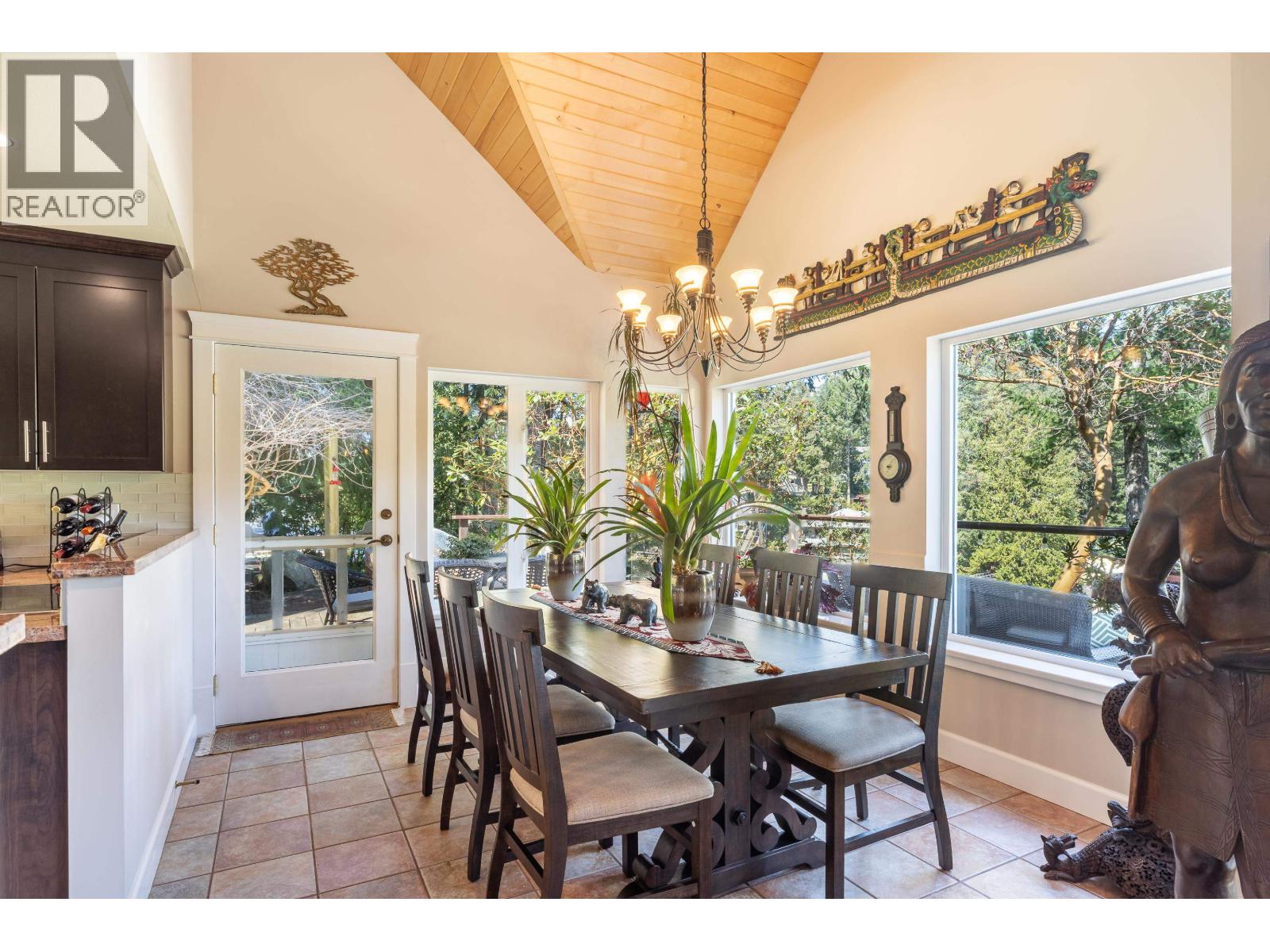 10040 Wescan Road, Halfmoon Bay, British Columbia  V0N 1Y2 - Photo 24 - R3113520