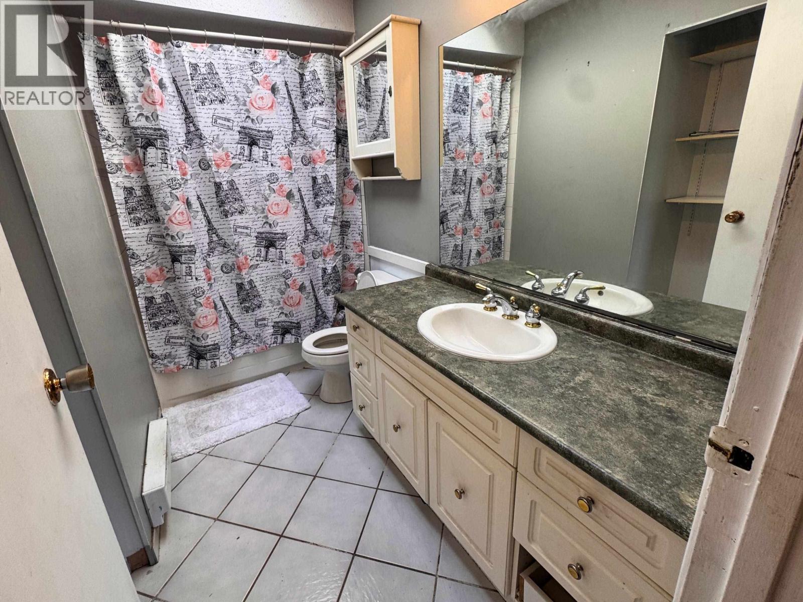 5799 Anchor Road, Sechelt, British Columbia  V0N 3A0 - Photo 20 - R3113634