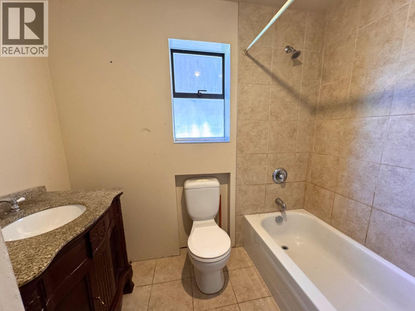 5799 Anchor Road, Sechelt, British Columbia  V0N 3A0 - Photo 25 - R3113634