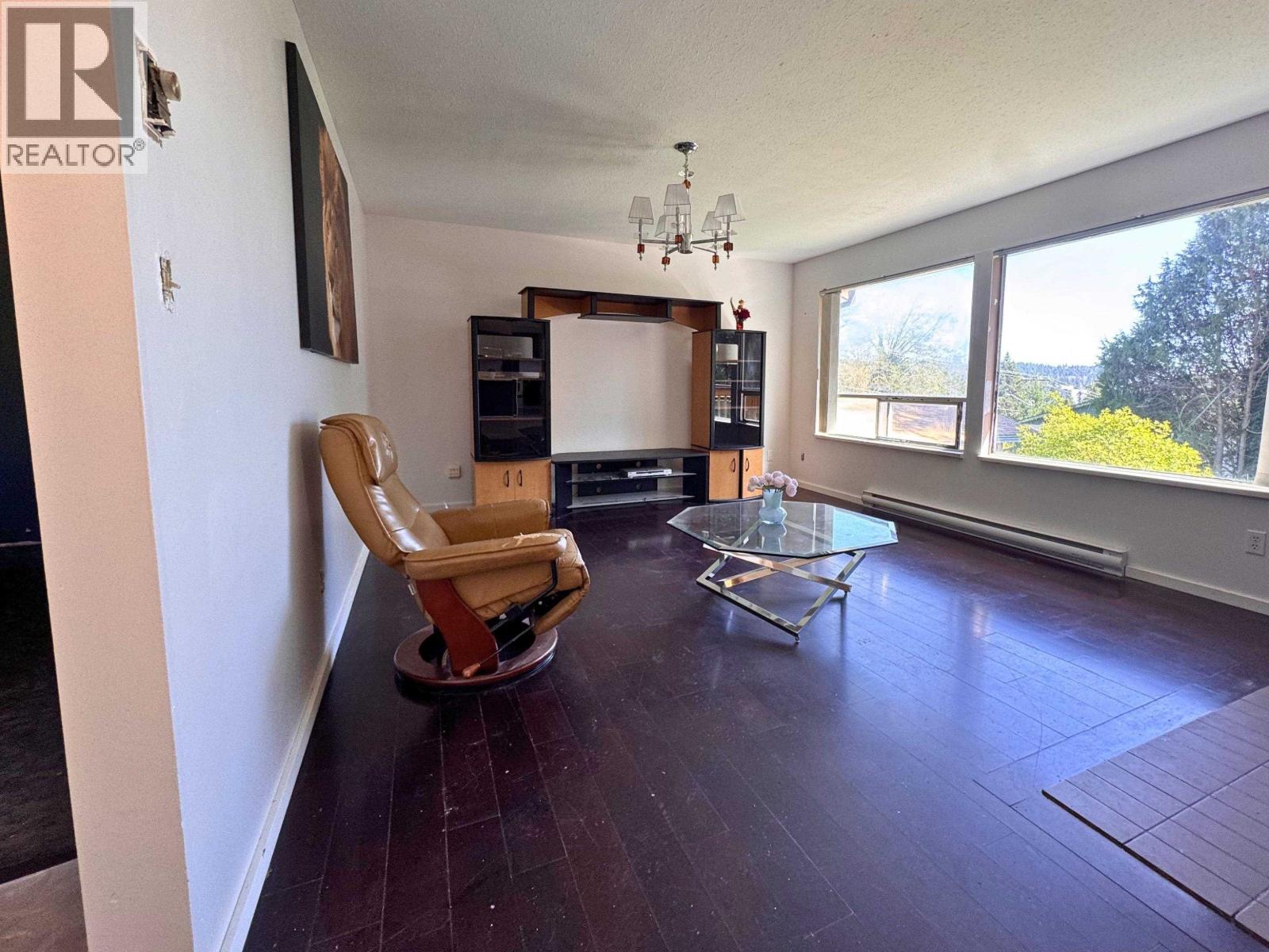 5799 Anchor Road, Sechelt, British Columbia  V0N 3A0 - Photo 4 - R3113634