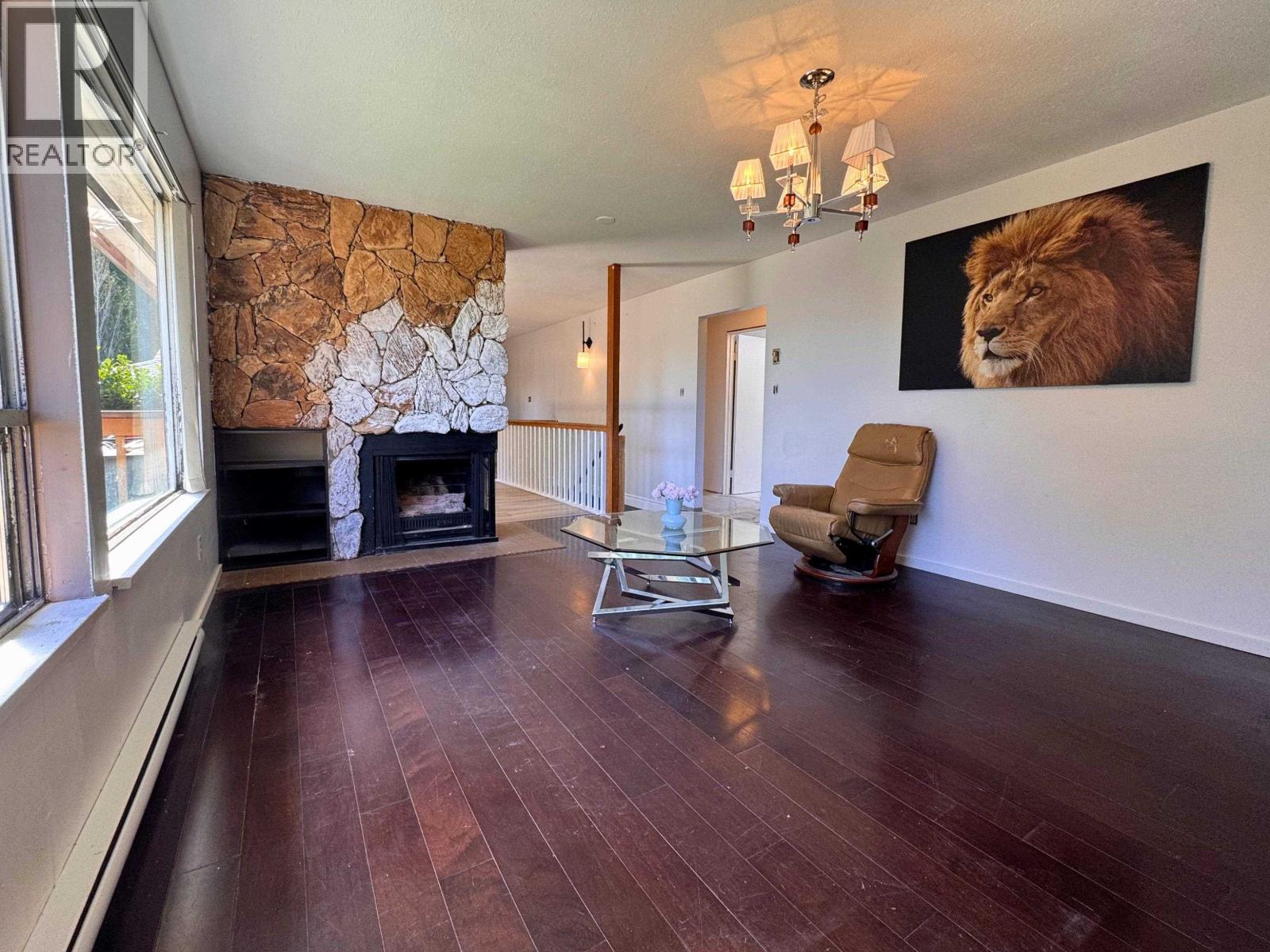 5799 Anchor Road, Sechelt, British Columbia  V0N 3A0 - Photo 7 - R3113634