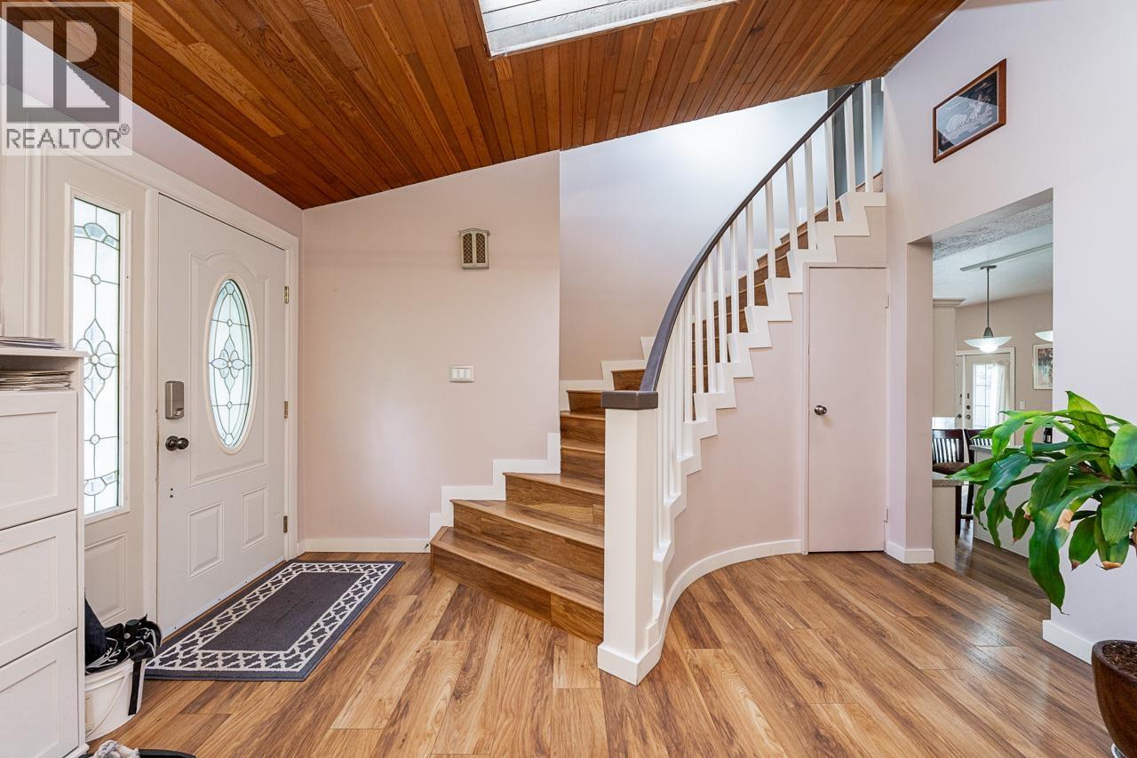 1136 Lansdowne Drive, Coquitlam, British Columbia  V3B 5R3 - Photo 15 - R3113637