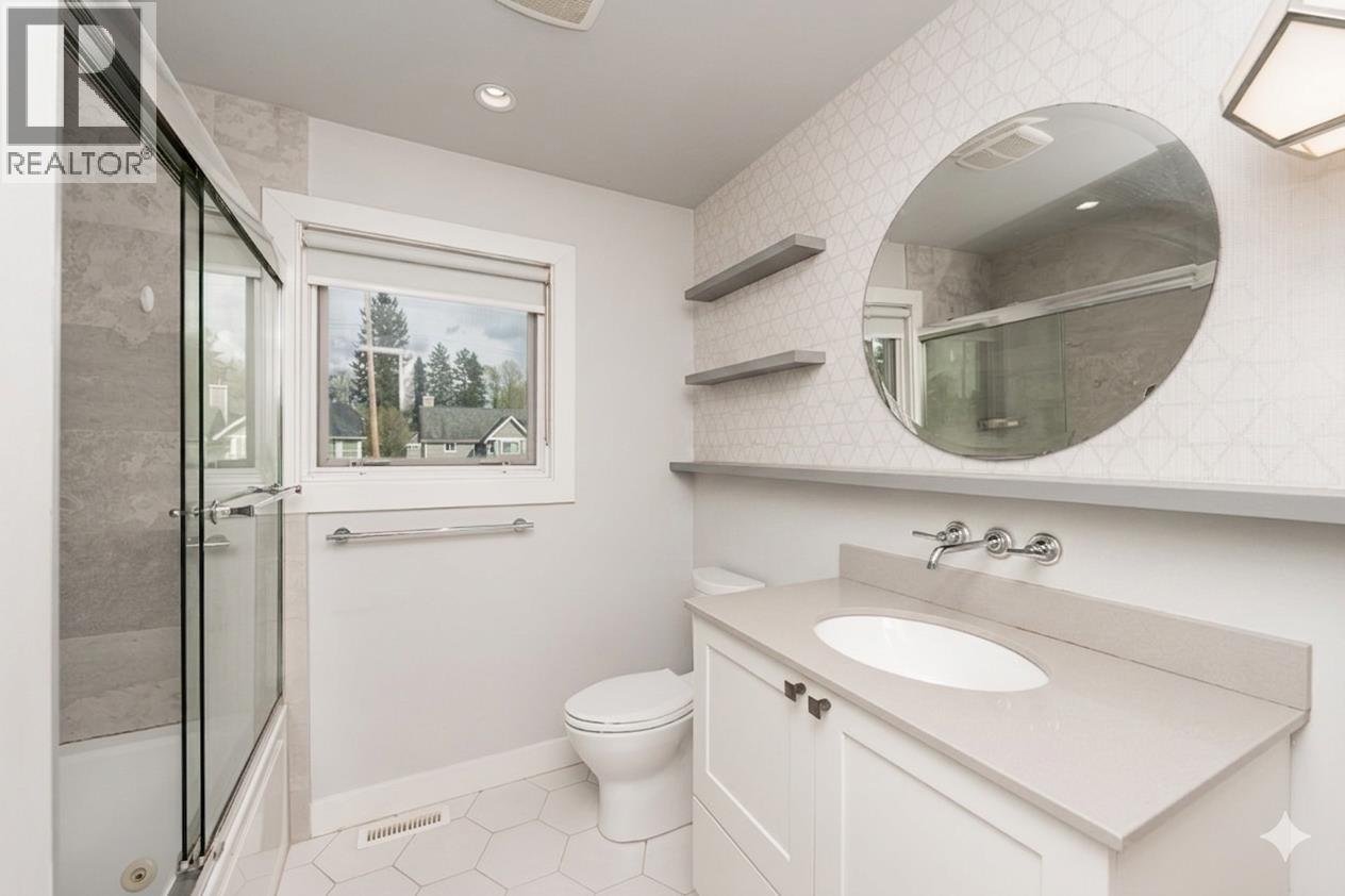 1136 Lansdowne Drive, Coquitlam, British Columbia  V3B 5R3 - Photo 22 - R3113637