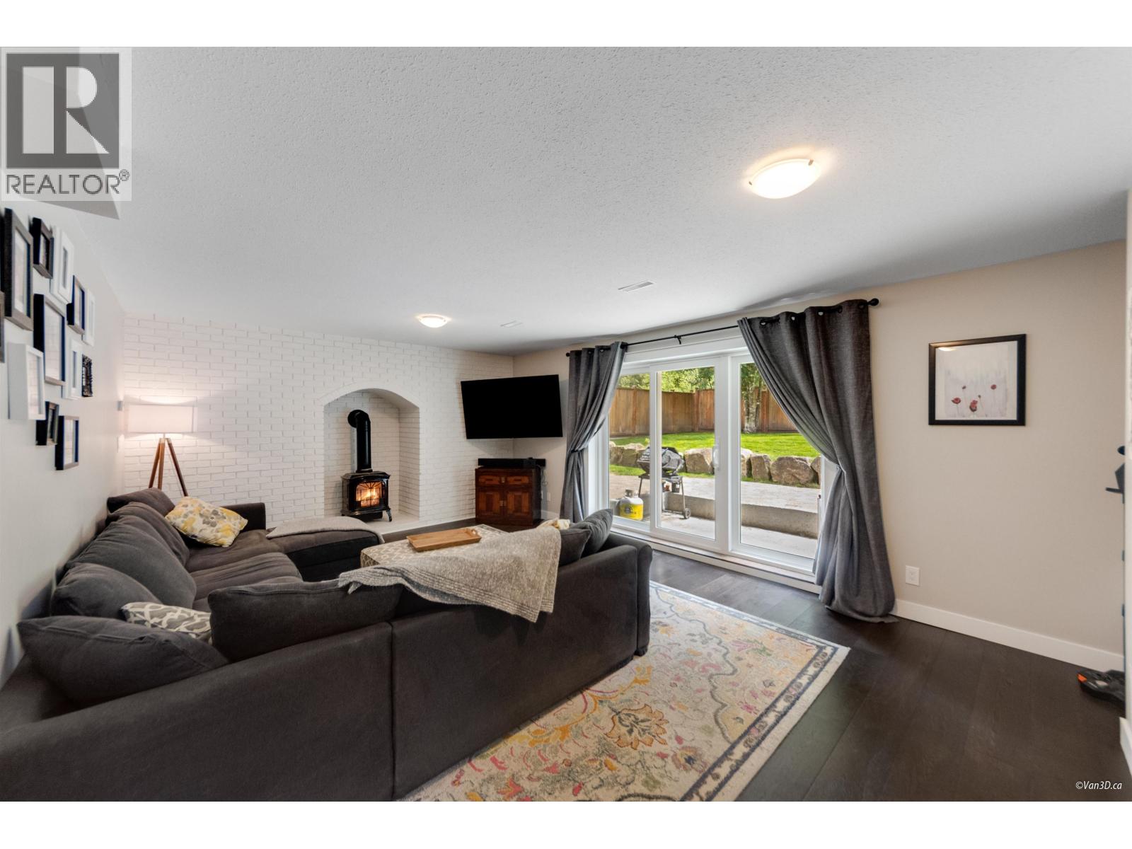 38582 Westway Avenue, Squamish, British Columbia  V8B 0L6 - Photo 16 - R3113639