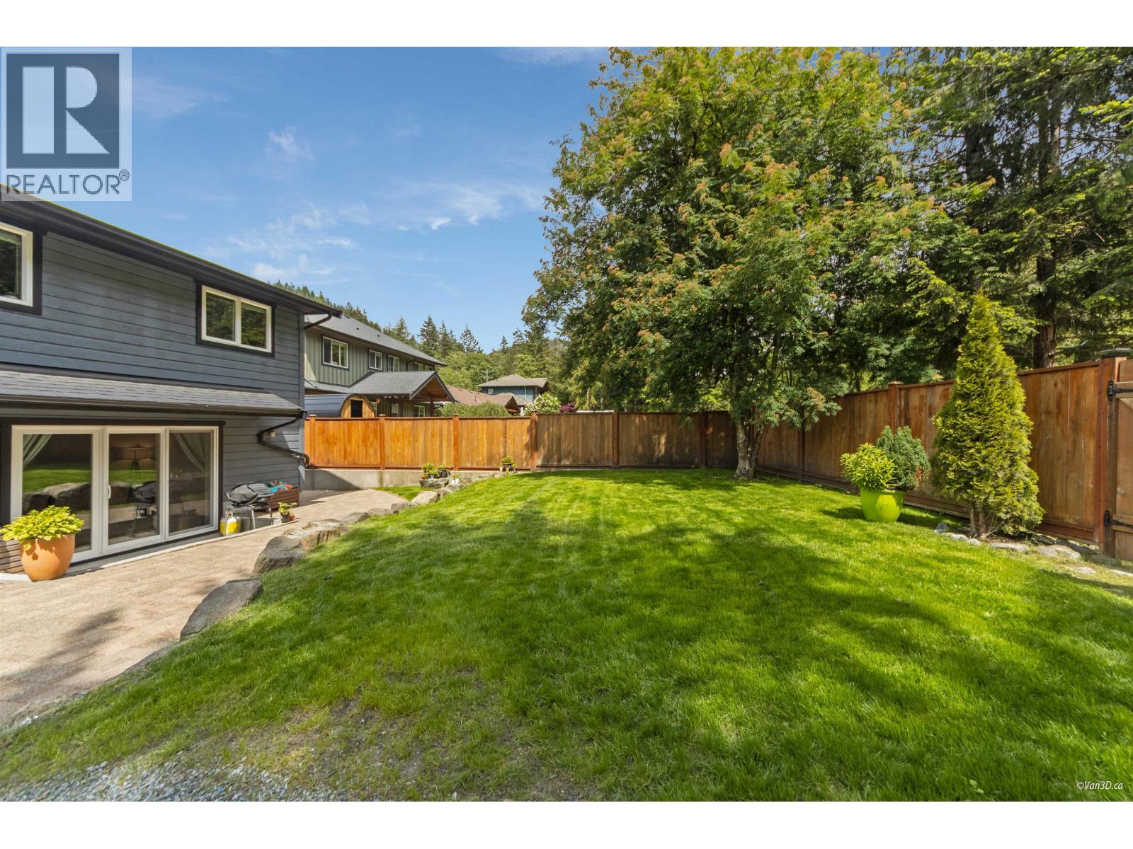 38582 Westway Avenue, Squamish, British Columbia  V8B 0L6 - Photo 32 - R3113639