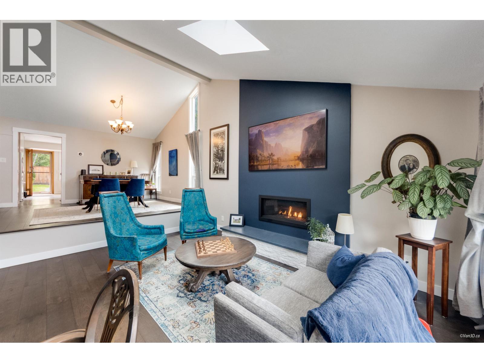 38582 Westway Avenue, Squamish, British Columbia  V8B 0L6 - Photo 5 - R3113639