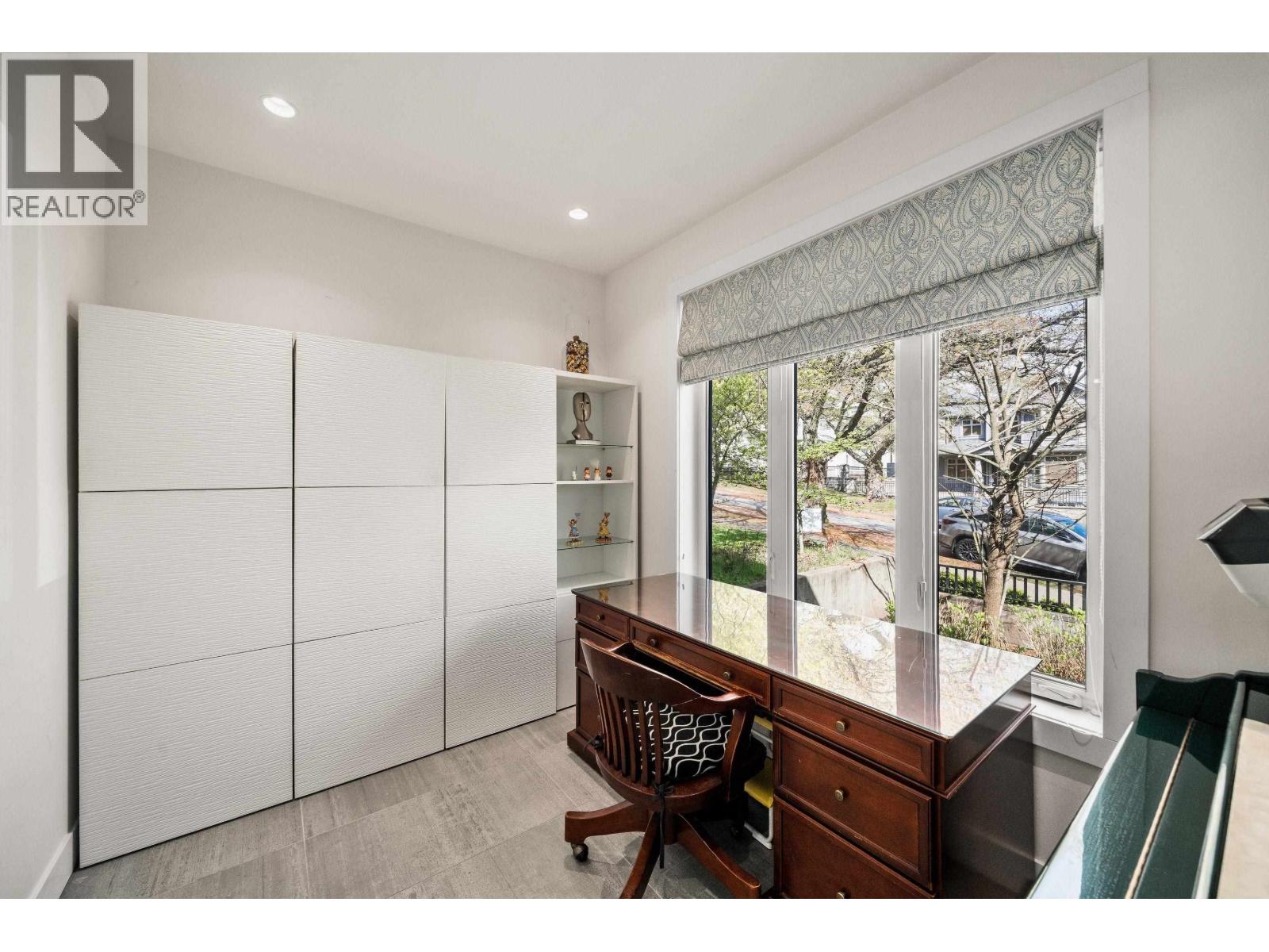 3128 Graveley Street, Vancouver, British Columbia  V5K 3K6 - Photo 11 - R3113642