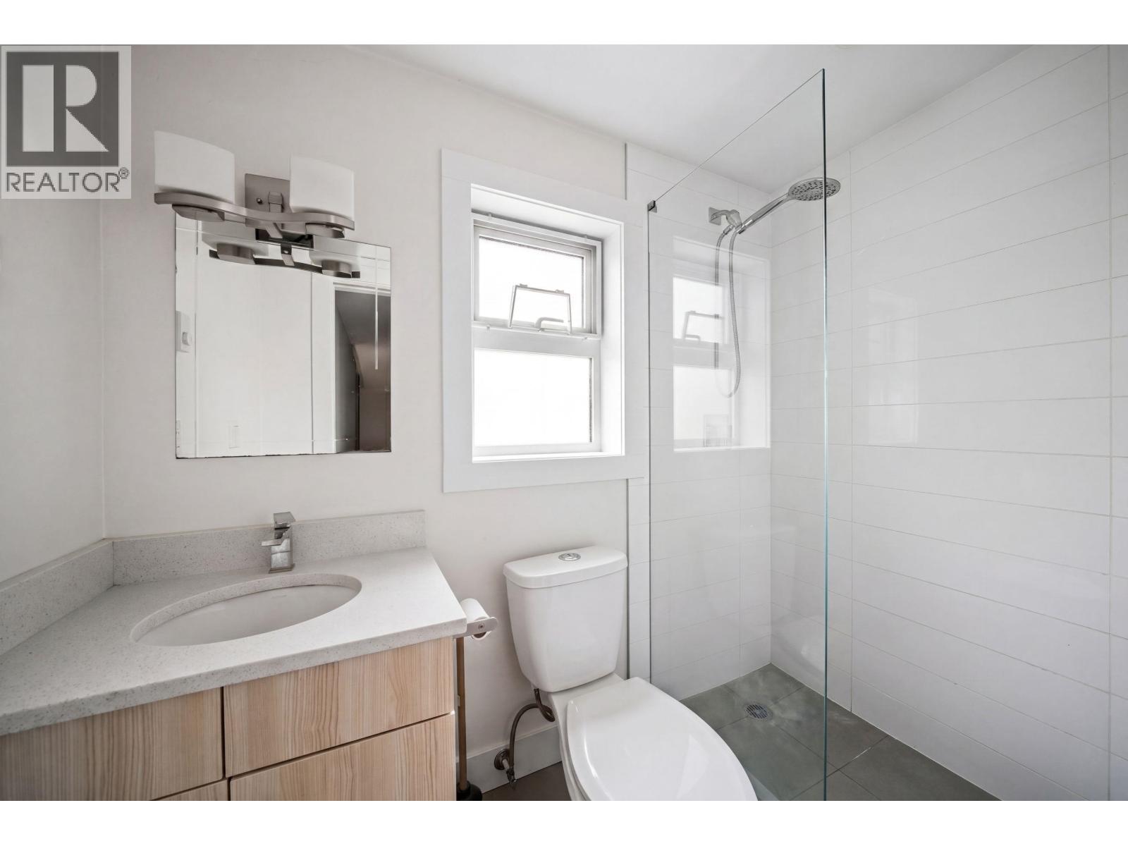 3128 Graveley Street, Vancouver, British Columbia  V5K 3K6 - Photo 27 - R3113642