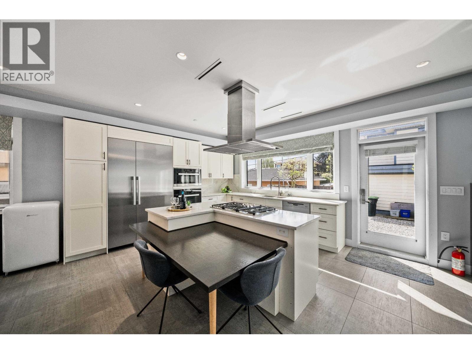 3128 Graveley Street, Vancouver, British Columbia  V5K 3K6 - Photo 6 - R3113642