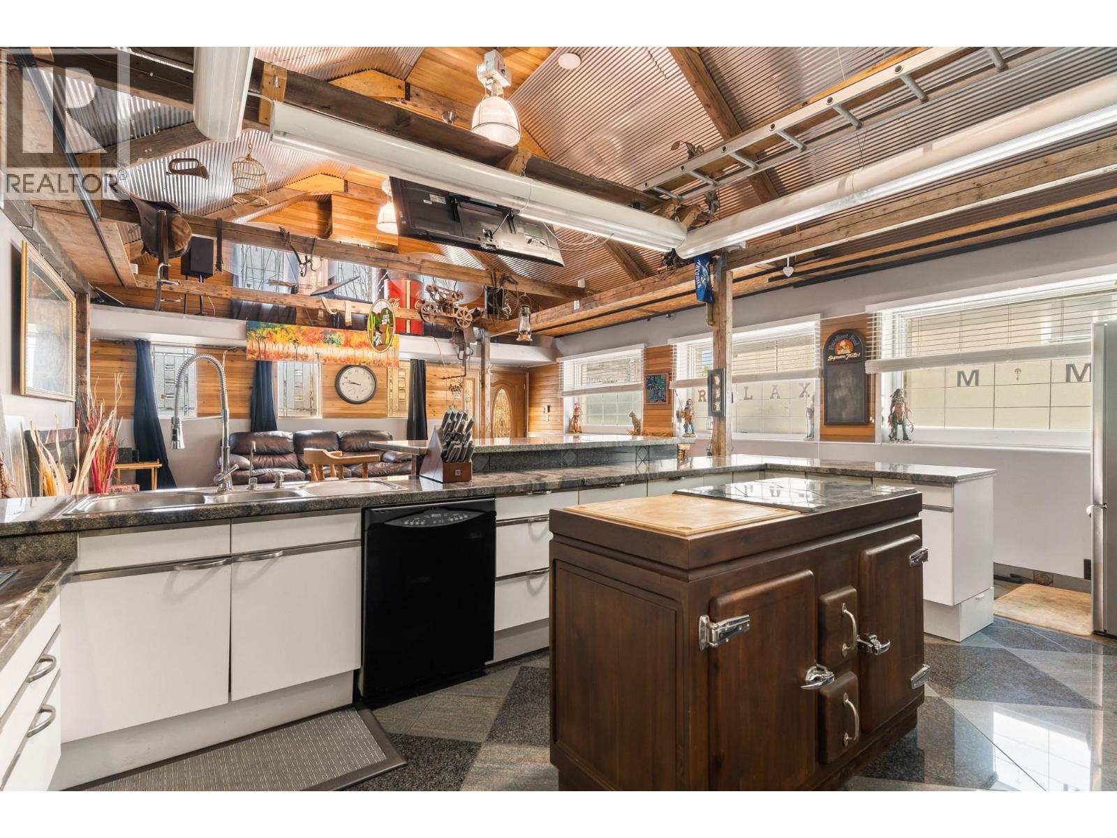 1867 Salisbury Avenue, Port Coquitlam, British Columbia  V3B 1X6 - Photo 20 - R3113672