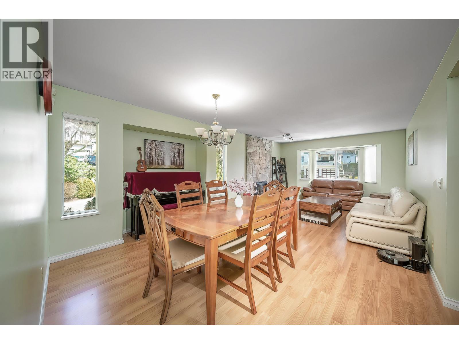 11 Harbour Place, Port Moody, British Columbia  V3H 4J8 - Photo 16 - R3113711