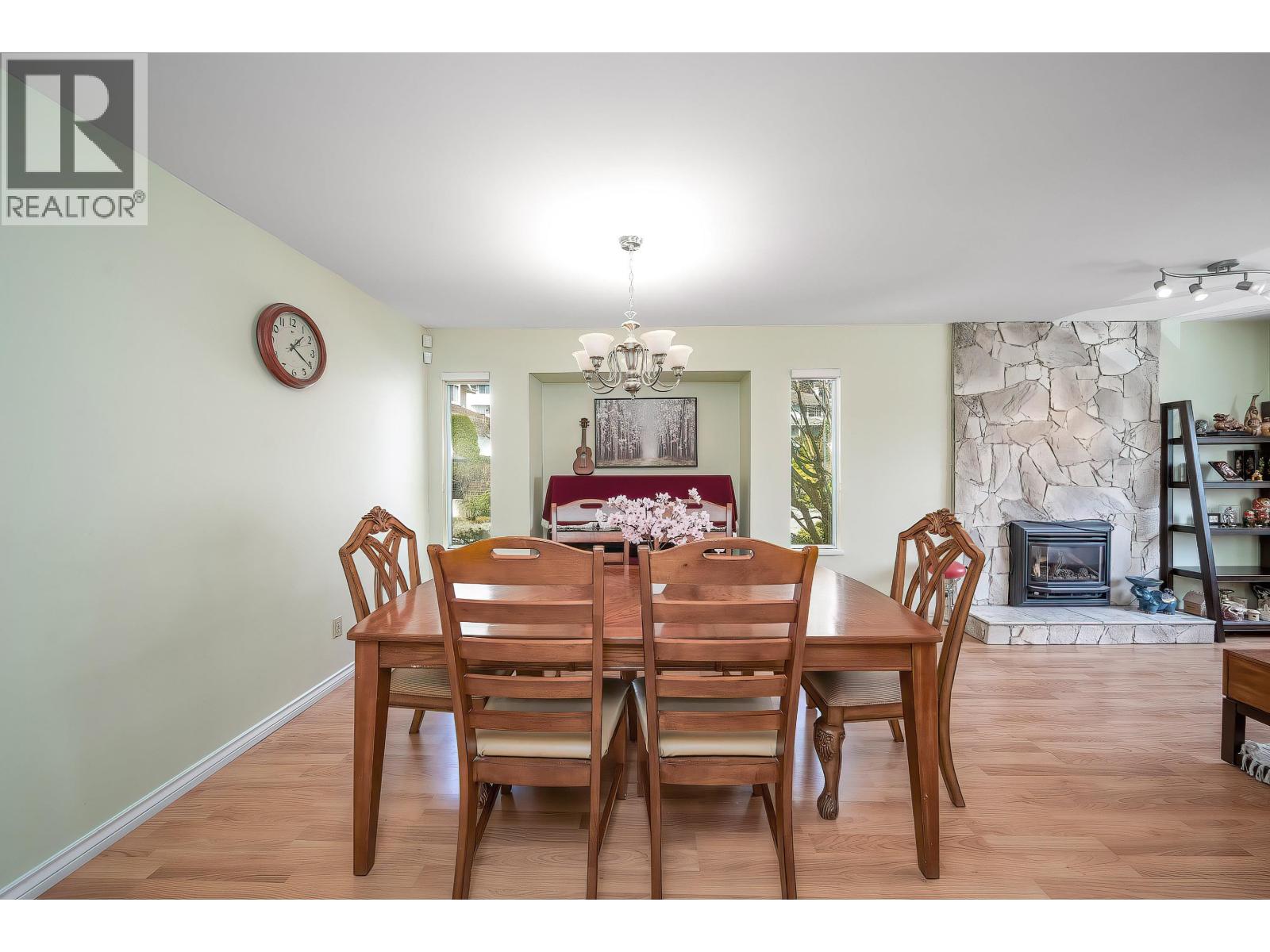 11 Harbour Place, Port Moody, British Columbia  V3H 4J8 - Photo 18 - R3113711