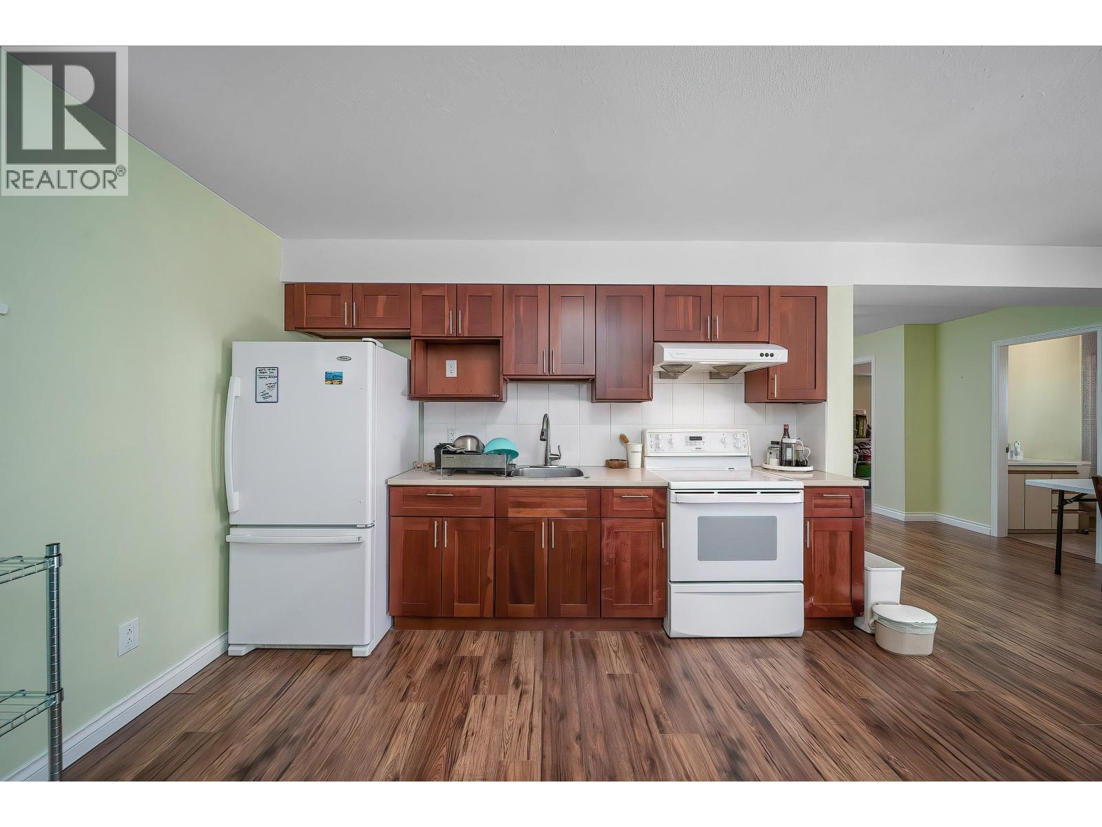 11 Harbour Place, Port Moody, British Columbia  V3H 4J8 - Photo 27 - R3113711