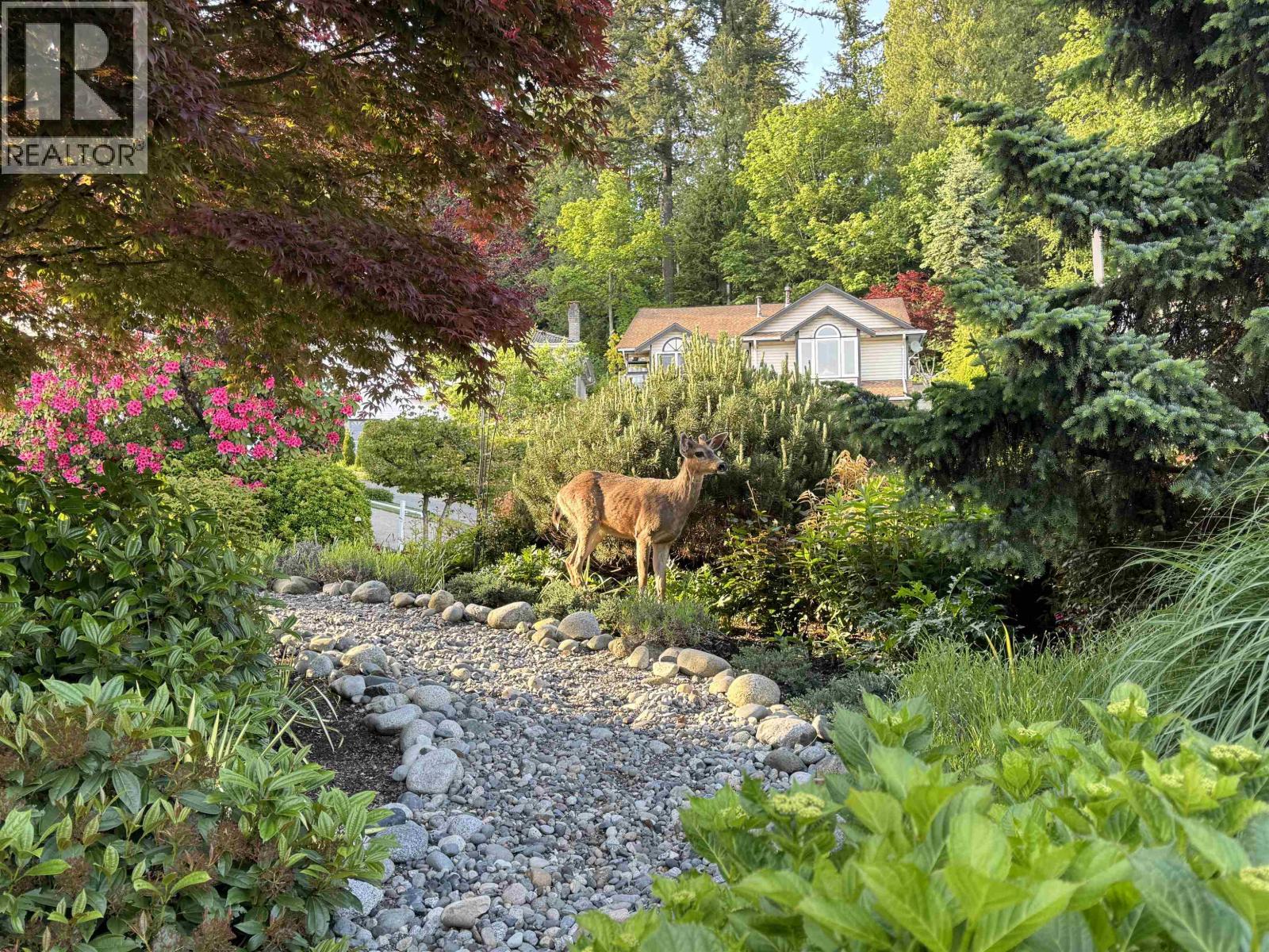 11 Harbour Place, Port Moody, British Columbia  V3H 4J8 - Photo 36 - R3113711