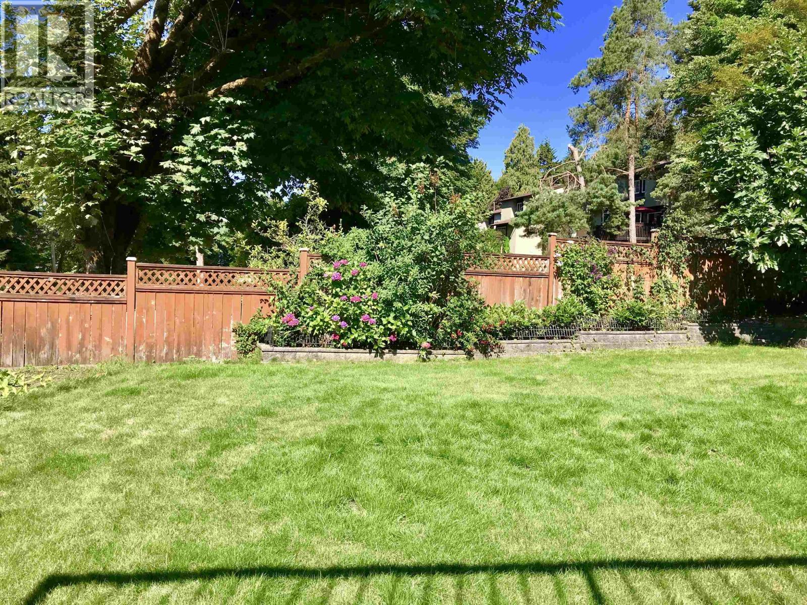 11 Harbour Place, Port Moody, British Columbia  V3H 4J8 - Photo 38 - R3113711