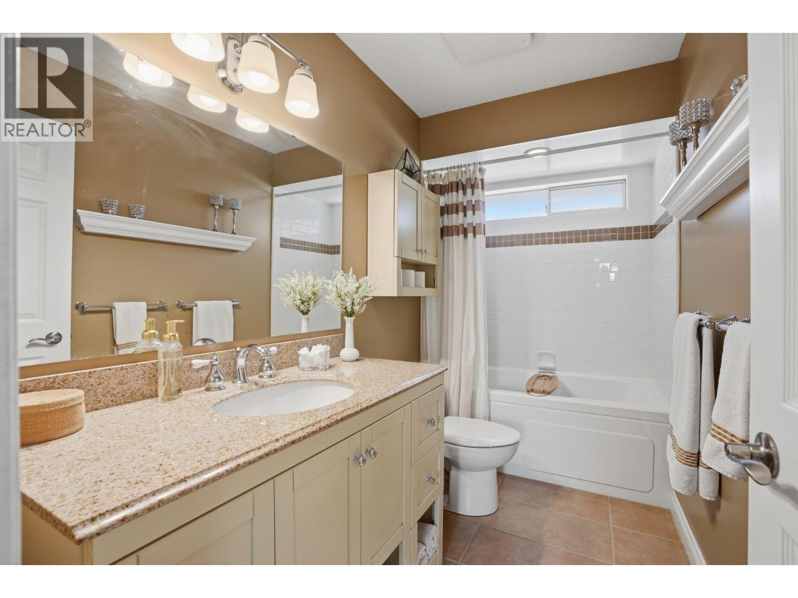 1491 Norton Court, North Vancouver, British Columbia  V7G 2E5 - Photo 25 - R3113716