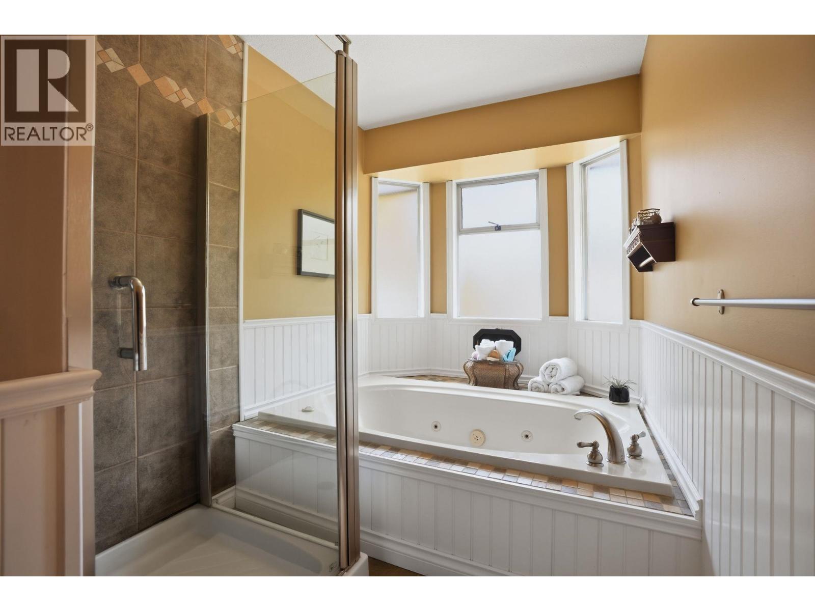 1491 Norton Court, North Vancouver, British Columbia  V7G 2E5 - Photo 27 - R3113716