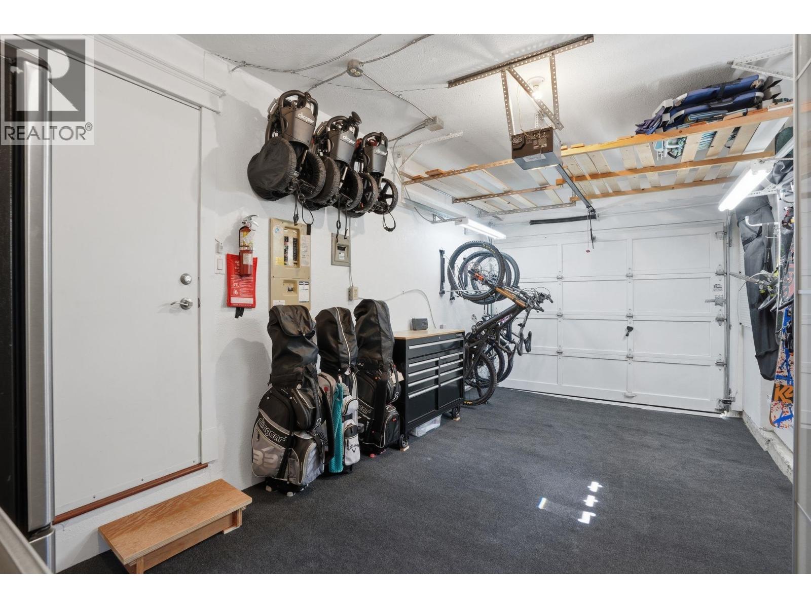 1491 Norton Court, North Vancouver, British Columbia  V7G 2E5 - Photo 33 - R3113716