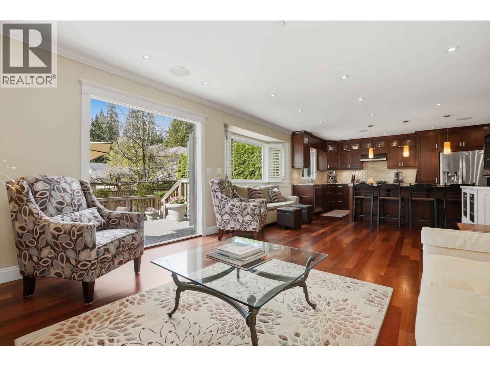 1491 Norton Court, North Vancouver, British Columbia  V7G 2E5 - Photo 5 - R3113716