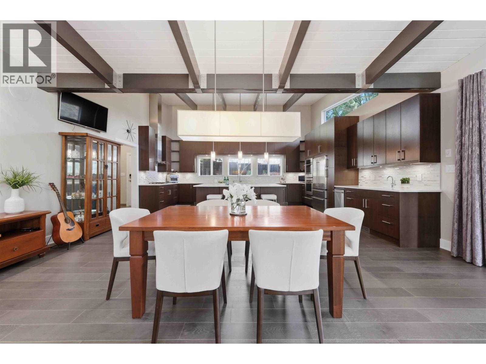 672 E St James Road, North Vancouver, British Columbia  V7N 1L6 - Photo 19 - R3113720