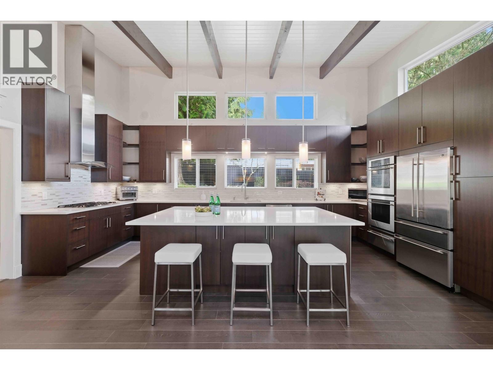 672 E St James Road, North Vancouver, British Columbia  V7N 1L6 - Photo 25 - R3113720