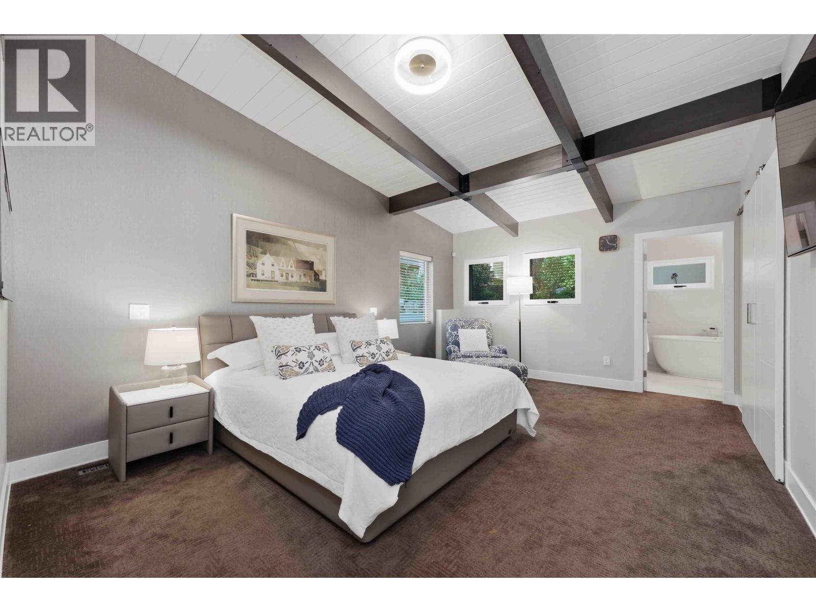 672 E St James Road, North Vancouver, British Columbia  V7N 1L6 - Photo 32 - R3113720