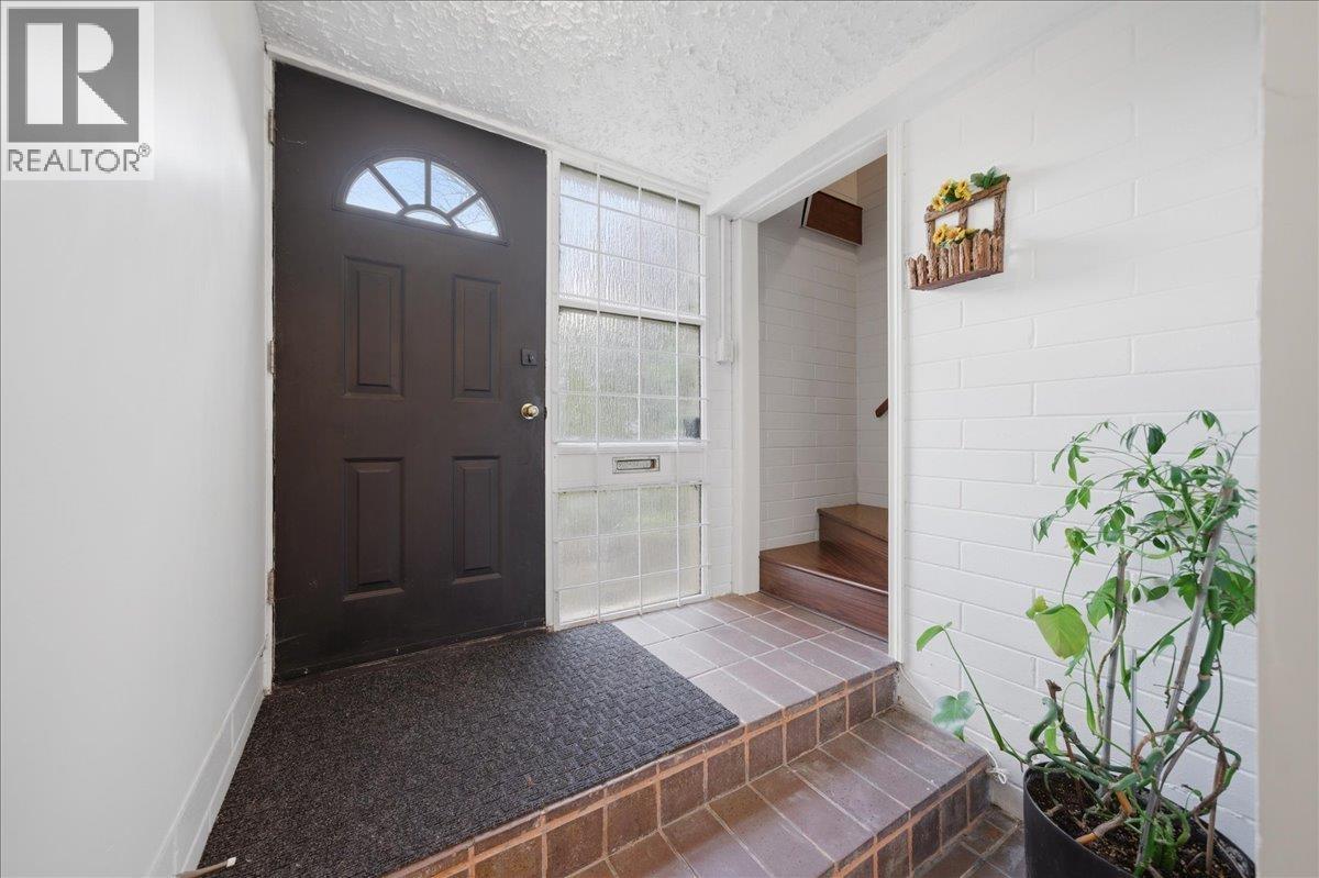 840 E 38th Avenue, Vancouver, British Columbia  V5W 1J3 - Photo 3 - R3113730