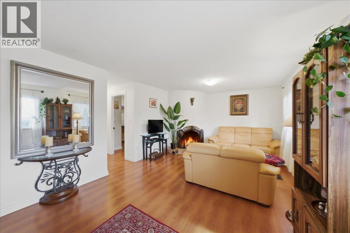 840 E 38th Avenue, Vancouver, British Columbia  V5W 1J3 - Photo 5 - R3113730