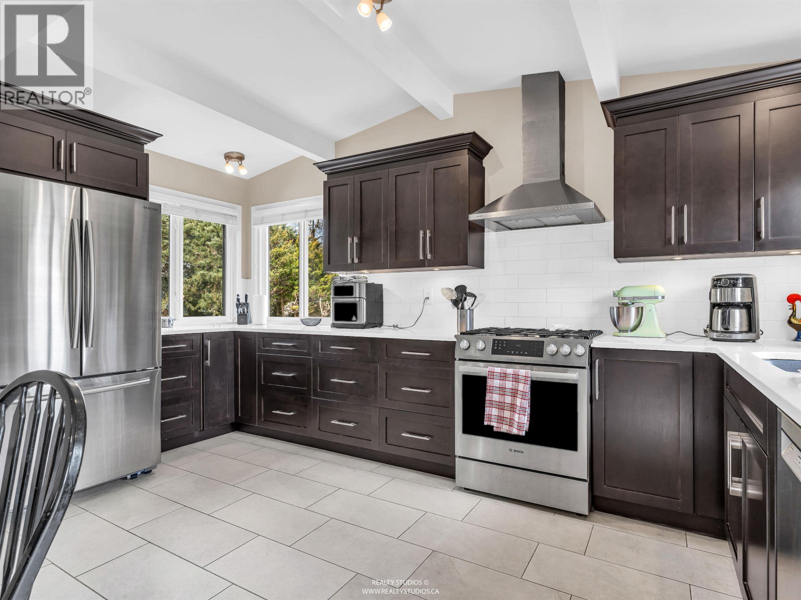 1975 Routley Avenue, Port Coquitlam, British Columbia  V3C 1A8 - Photo 10 - R3113741