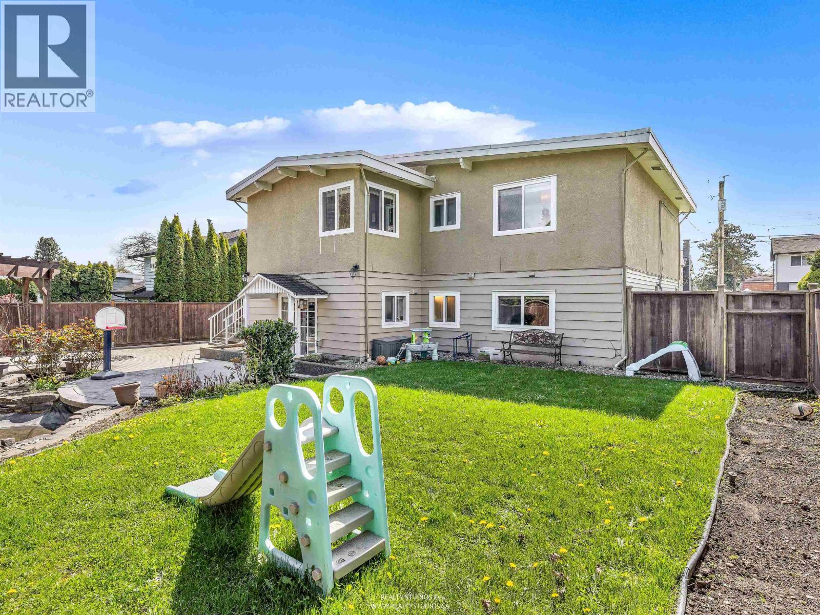 1975 Routley Avenue, Port Coquitlam, British Columbia  V3C 1A8 - Photo 34 - R3113741